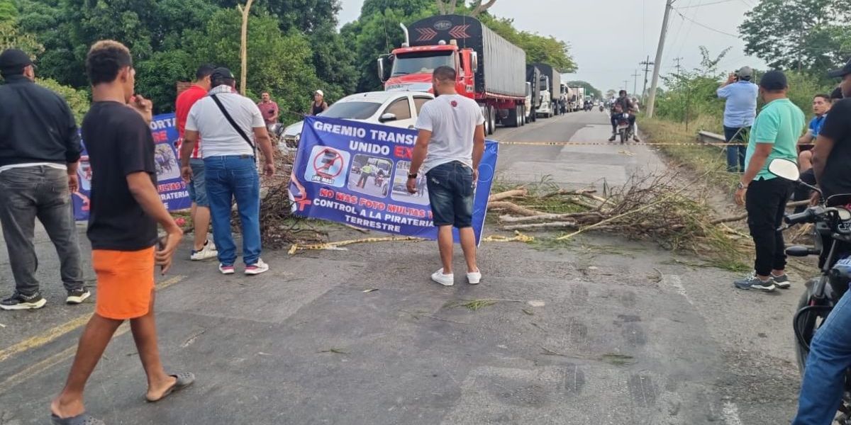 Bloqueos a la altura de Zona Bananera