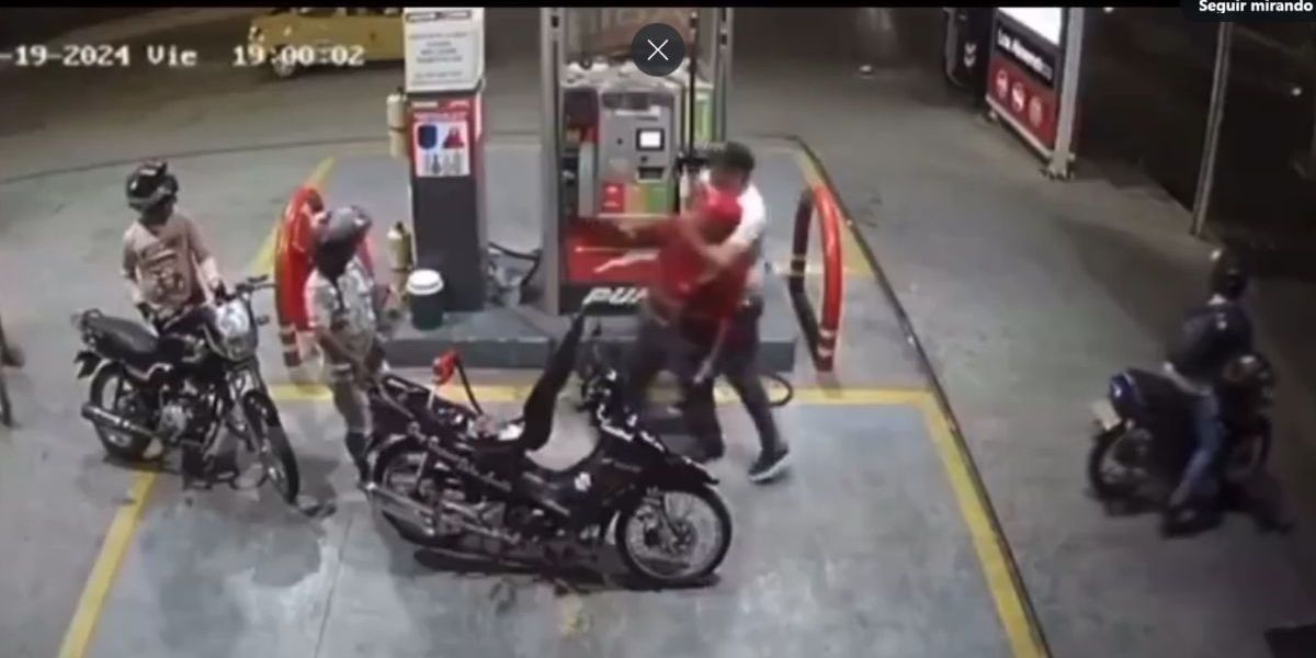 Cortesía Atraco a bomba de gasolina