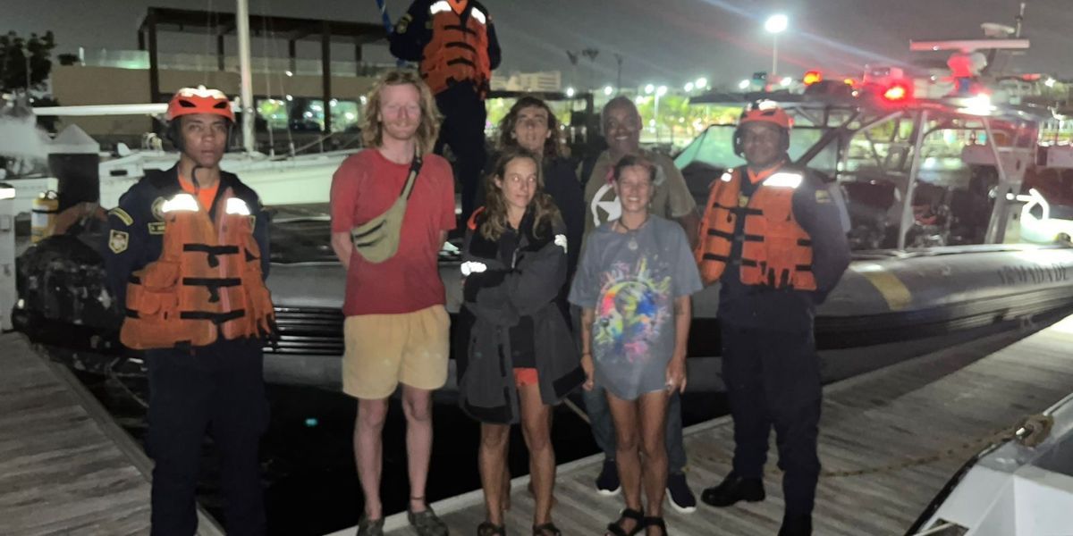 FUERZA NAVAL DEL CARIBE. Turistas Europeos rescatados.