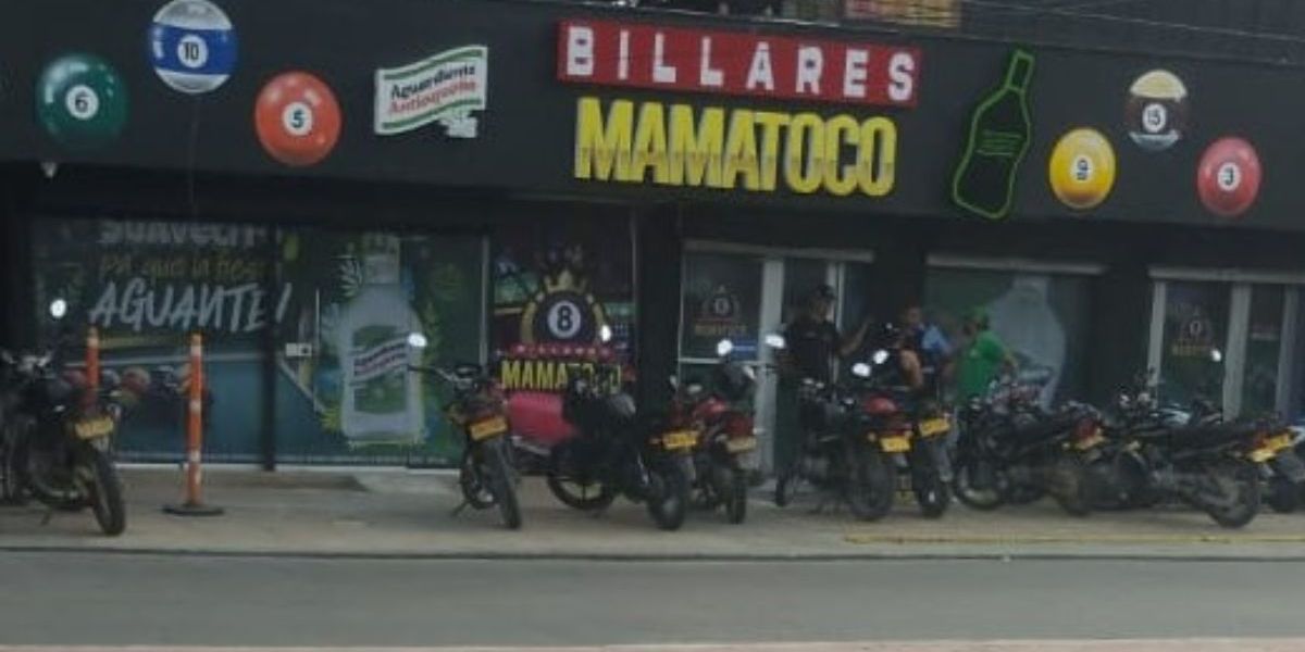 Cortesía Billar sorprendido con conexiones ilegales.