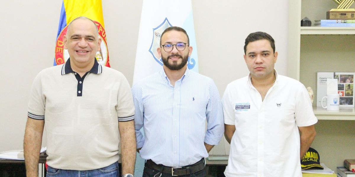 Firma del convenio con la Esap