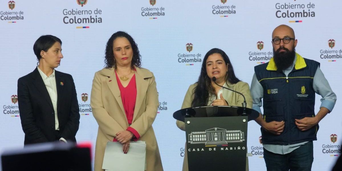 X: @IDEAMColombia rueda de prensa por alerta de lluvias