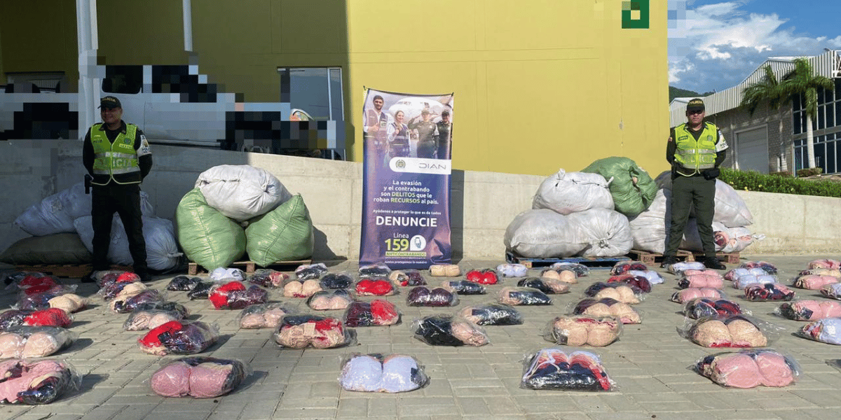 La Policía Fiscal y Aduanera Incautan mercancía de contrabando en Ciénaga avaluada en $315 millones
