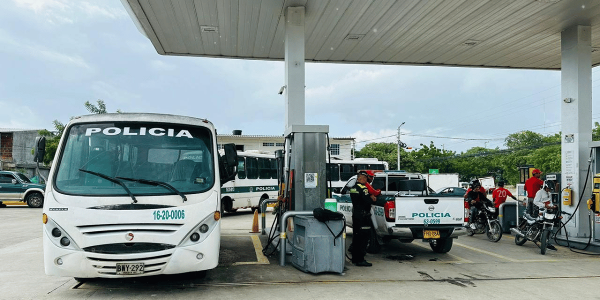 Alcaldía de Santa marta Distrito garantiza combustible a la fuerza pública para cumplir con sus funciones