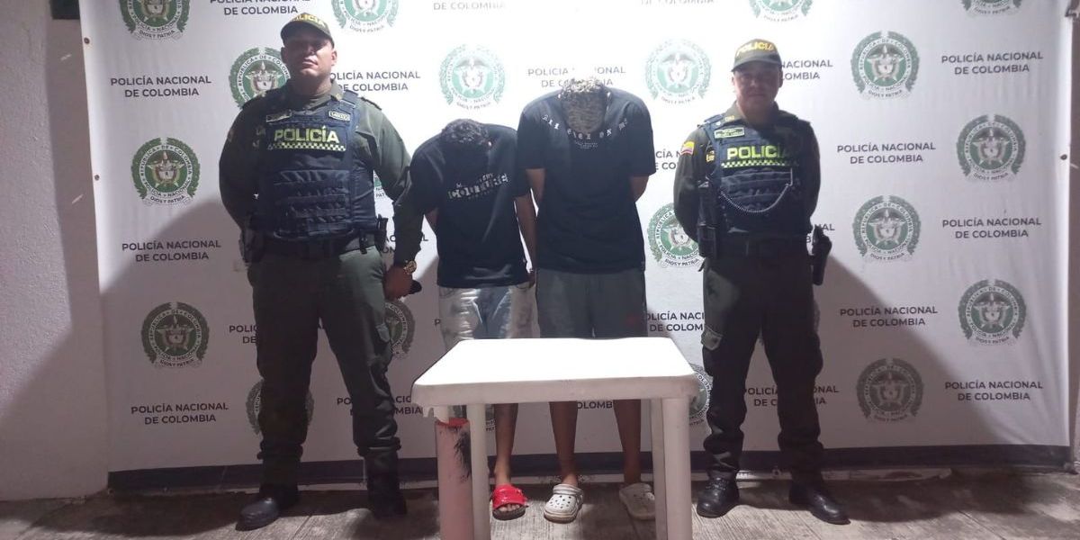 Policía Metropolitana de Santa Marta. Ever Gómez y Steven Pineda presunto ladrones capturados.