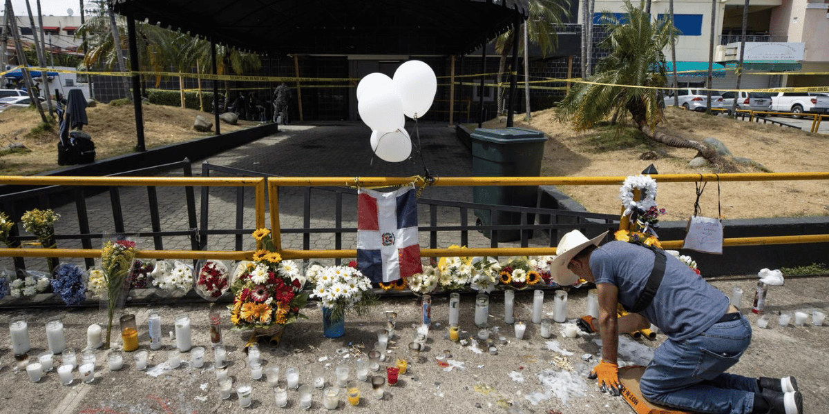 EFE Sube a 226 el número de muertos por caída de techo en discoteca de República Dominicana