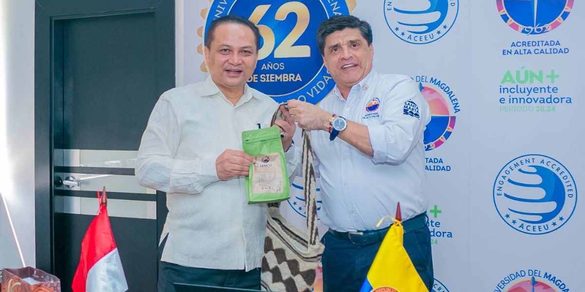 Cortesía Visita diplomática en la Unimagdalena.
