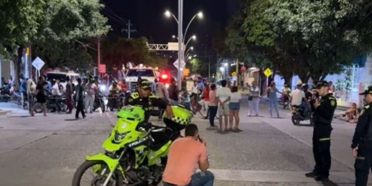 Cortesía Bloqueos en la Avenida del Libertador.