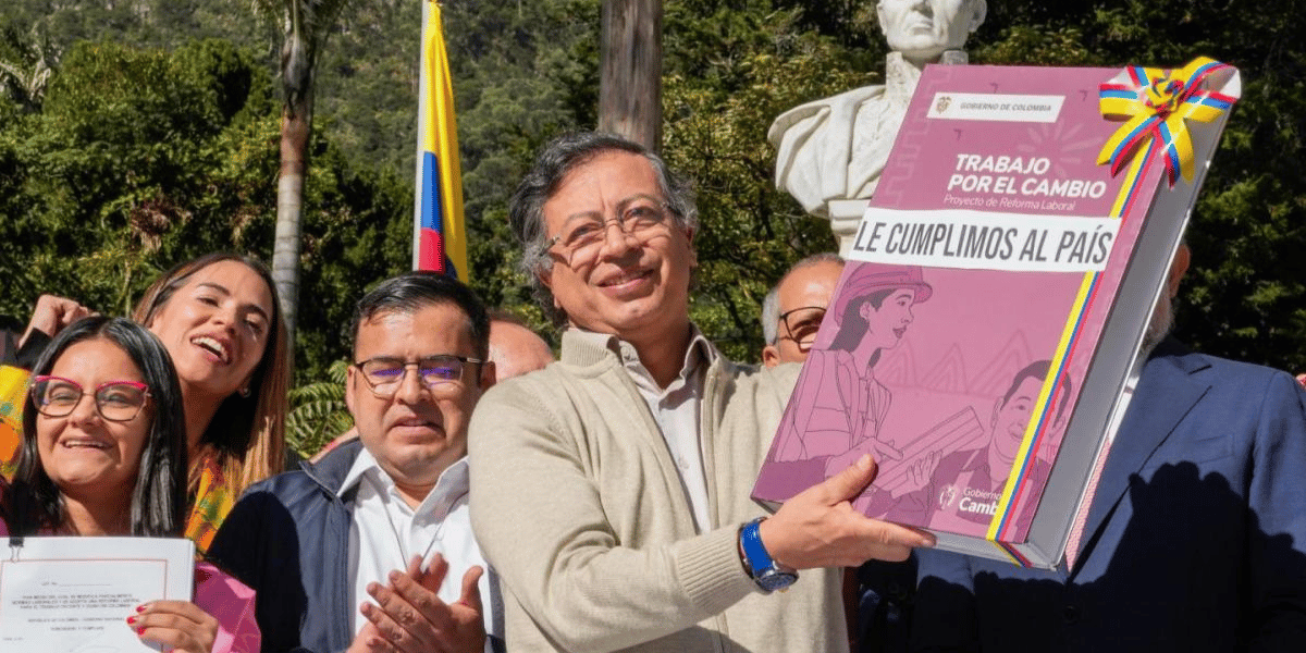 Cortesía Reforma laboral ya es ley: Petro la sancionó tras aprobación del Congreso
