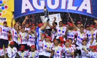 El Junior de Barranquilla celebra su merecido triunfo.