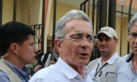 Álvaro Uribe Vélez. 