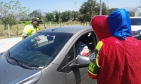 Las marimondas sensibilizaron a los conductores en la Y de Ciénaga.