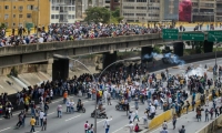 Los opositores protestan en la principales ciudades del país.