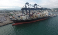 La motonave San Adriano arribará todos los miércoles al terminal marítimo samario para  recoger 250 contenedores cargados con productos colombianos. 