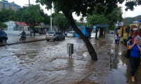 Vías cerradas por la lluvia.