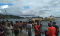 Los ocupantes de un taximarino pasaron un susto por accidente de la embarcación.