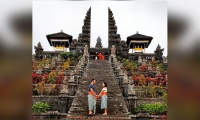 Mariana Pajón, junto con su esposo, en Indonesia.