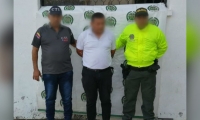 Profesor capturado por, presuntamente, abusar de un estudiante en Sabanas de San Ángel.