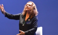 Alejandra Borrero en el Teatro Cajamag ´Pepe Vives Campo´