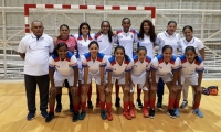 Selección Magdalena femenina de fútbol de salón que clasificó a Juegos Nacionales.
