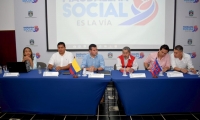 Invías, Contraloría, Gobernación, Veeduría Ciudadana y la comunidad estuvo presente en la audiencia pública. 