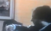 Video en el que Petro aparece recibiendo fajos de billetes.