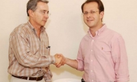 Álvaro Uribe Vélez y Andres Felipe Arias