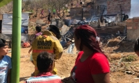 Incendio estructural en el barrio Los Fundadores.