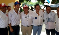 Víctor Rangel, alcalde de El Banco, junto al candidato presidencial Germán Vargas Lleras el pasado 18 de mayo.