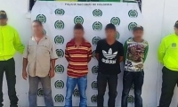 Hombres capturados en El Difícil.