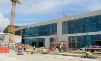 Obras en el aeropuerto Simón Bolívar.