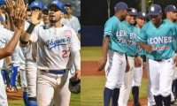 Vaqueros se impuso a Leones en el primero de la serie. 