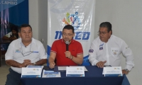 El Alcalde junto al Presidente de la Federación de Motonáutica y el jefe del Inred anunció los detalles del evento.