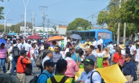 Cerca de 700 docentes del Magdalena participaron en el recorrido. 