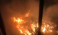 El incendio en el predio generó temor en las zonas residenciales cercanas.