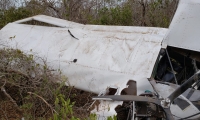 La avioneta sufrió un accidente en el momento del despegue y fue abandonada con 157 paquetes de clorhidrato de cocaína en su interior.