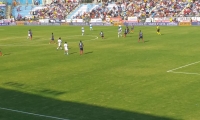 Panorámica del partido en el estadio Sierra Nevada.
