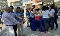 Durante la jornada los estudiantes de los Programas académicos de Derecho y Profesional en Deporte hicieron actividades pedagógicas.