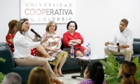 Conversatorio de 'Mujeres que Transforman' en la UCC