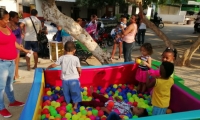 Los niños de Pescaíto disfrutaron de juegos durante la jornada.