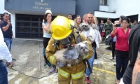 Los bomberos salvaron a los animales