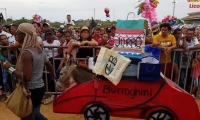  El ‘Burroghini’ en el Festival del Burro.