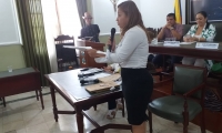 Secretaria aseveró que hay temas culturales en los colegios que se deben modificar.