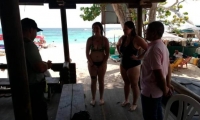 Intentan estafar a turistas americanas en playa de Cartagena