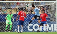 El delantero de la 'celeste' marcó el gol que le dio el liderato del Grupo C a su selección.