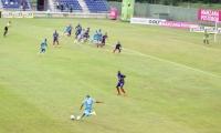 Acción del partido entre Unión Magdalena y Jaguares.