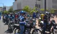 Motociclistas protestaron en su momento por la medida del 'Día sin moto'.