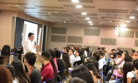 El encuentro con los estudiantes se constituye en el quinto de la iniciativa señalada luego de haberse realizado el mismo ejercicio con el personal administrativo, docentes de planta, ocasionales y catedráticos.