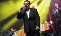 El cantante Jorge Oñate durante su presentación.