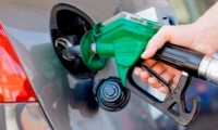 Esta media noche vence plazo máximo para que las estaciones de servicio bajen los precios de combustibles en el país.